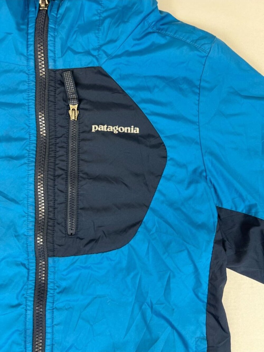 Patagonia Kids XL 14 Blue Navy Hooded Lightweight Windbreaker Full Zip Jacket - Picture 7 of 9